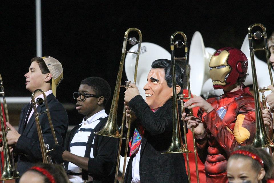Photo of the Day: band goes halloween